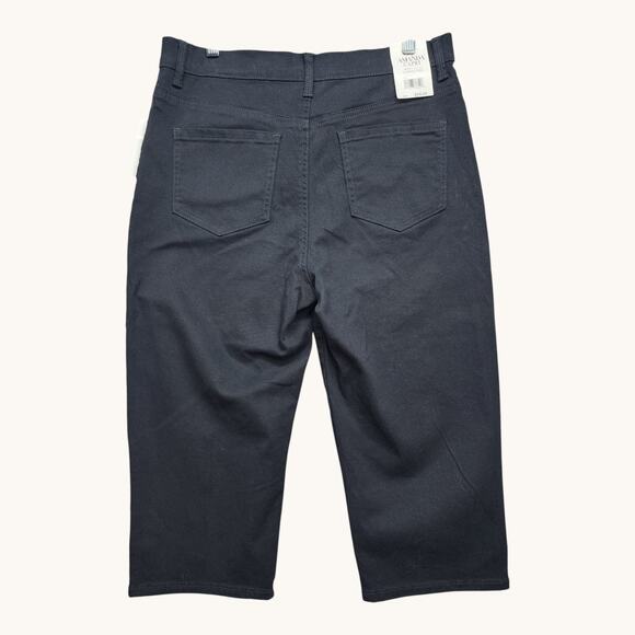 Gloria Vanderbilt Amanda Capri Pants Womens 12P Black NWT Slimming Panel Stretch - Picture 3 of 11